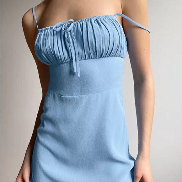 Aritzia Dresses & Skirts - Sunday Best Delilah dress